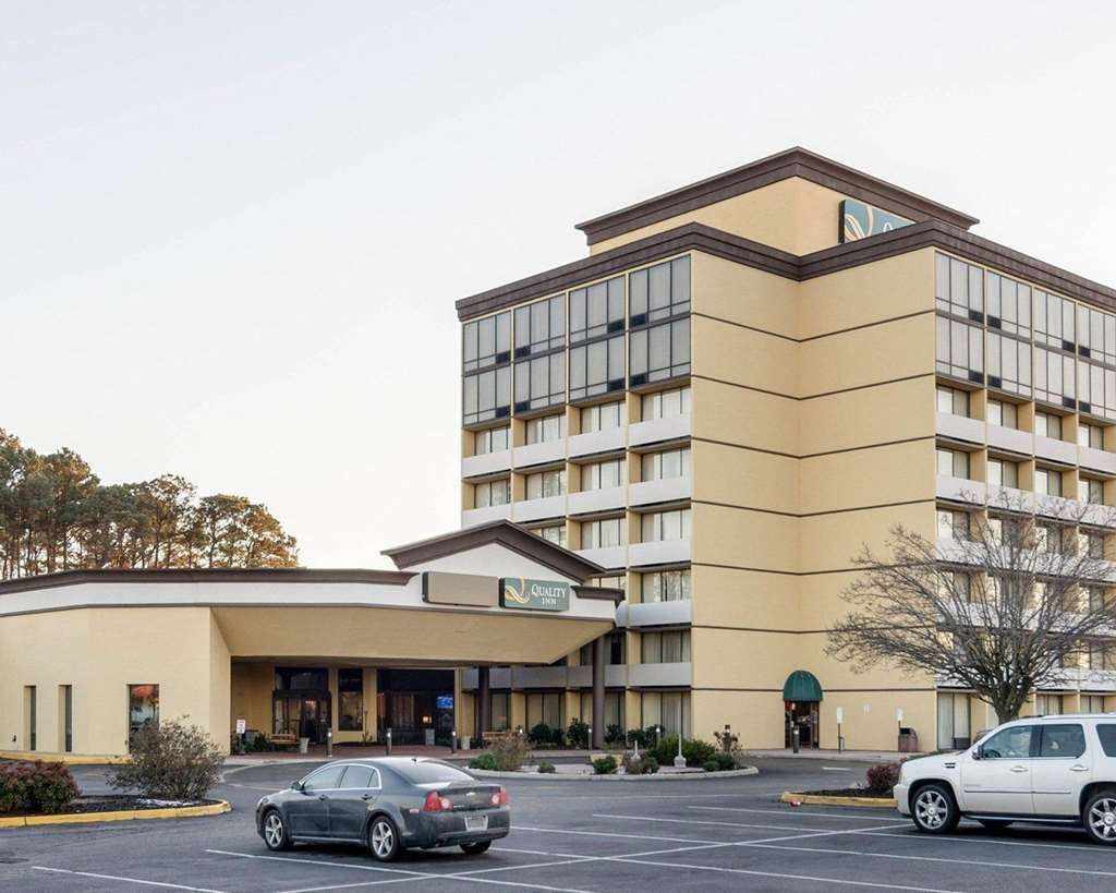 Quality Inn Near Hampton Coliseum Exterior foto