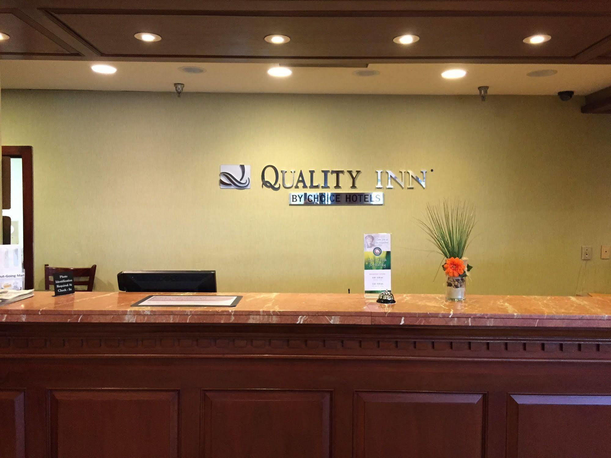 Quality Inn Near Hampton Coliseum Exterior foto